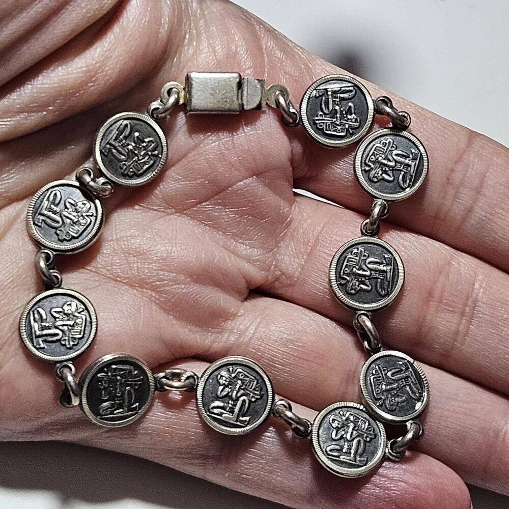 *Sale* Vintage Sterling Silver Tribal God Design Bracelet Size 7.25